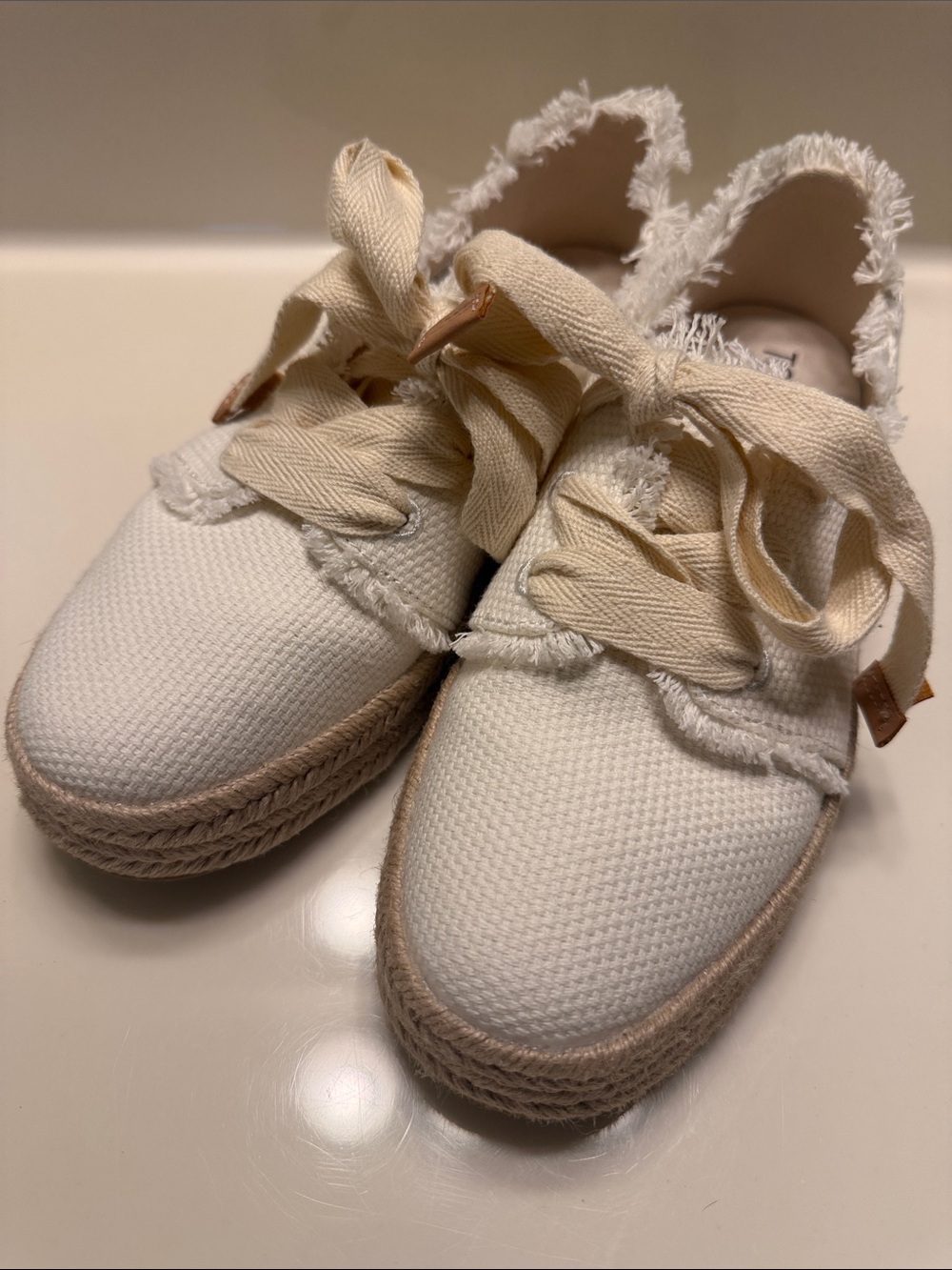 Toms Carolina lace up platform  Espadrille-Style Sneakers